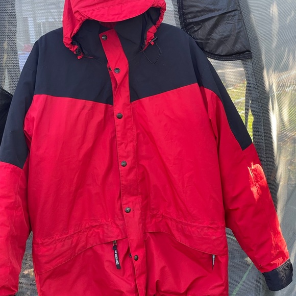 VINTAGE North Face Hydroseal Mountain Jacket - Picture 4 of 9